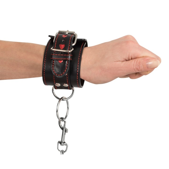Handcuffs — kajdanki, czarny kolor — Bad Kitty