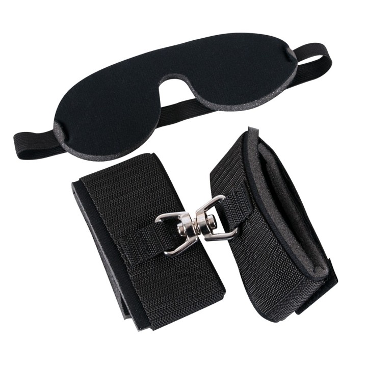 Bad Kitty Blindfold/Handcuffs